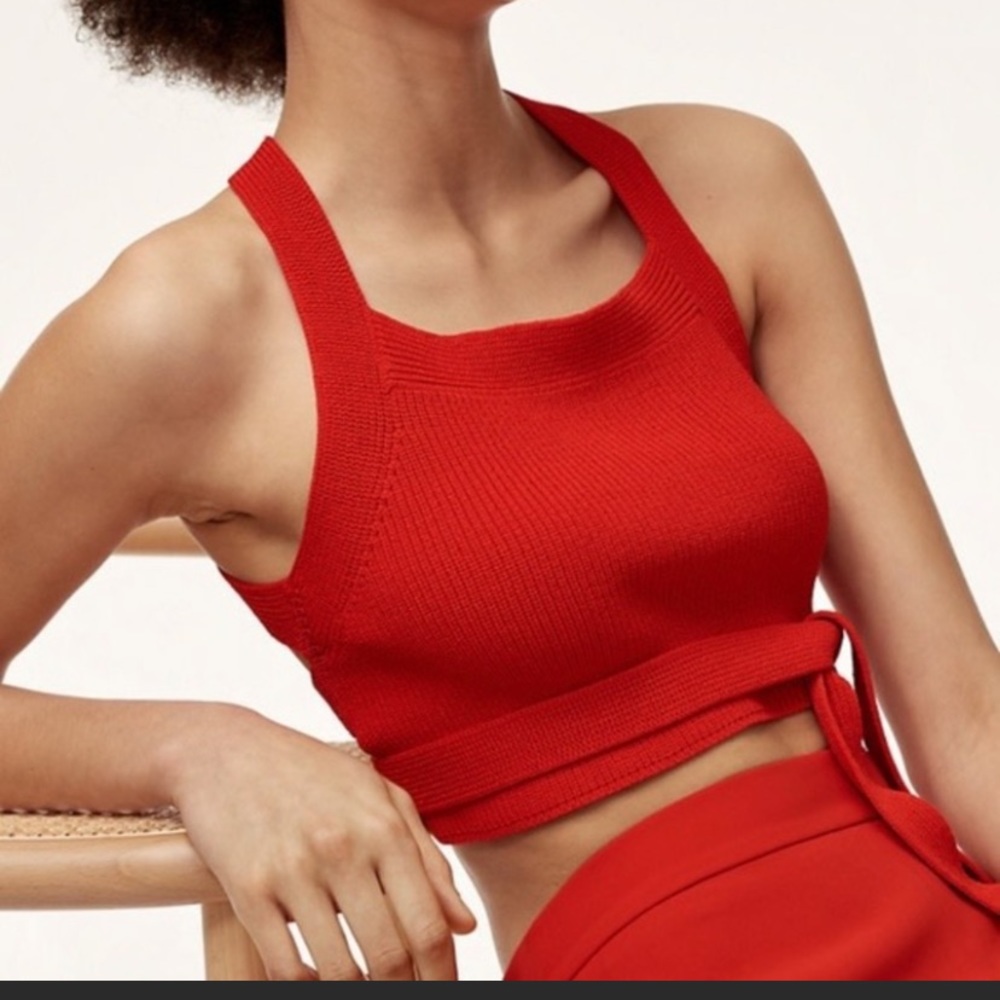 Aritzia Wilfred tie back sweater tank, red size small